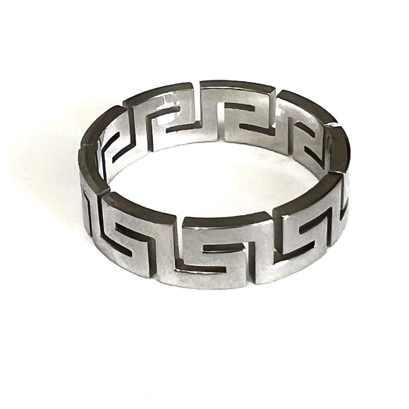 Statement Gold and Silver Geometric Pattern Rings - Picture 7 of 16
